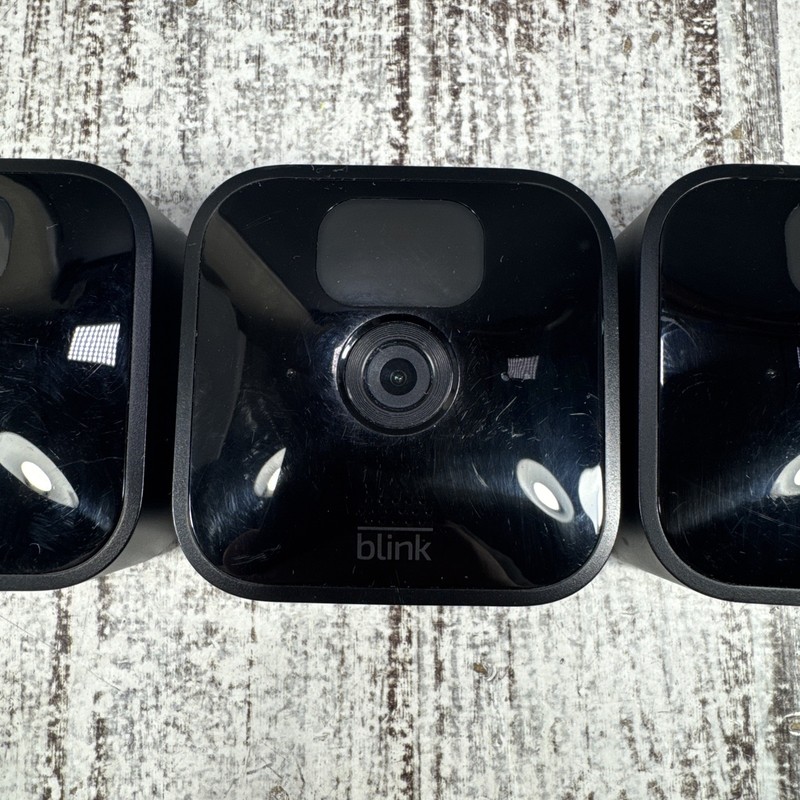 3 Blink BCM00400U Add-On Indoor/Outdoor Security Camera Black Untested - Power gallery