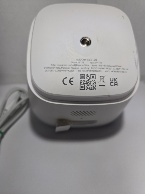 Eufy L20 Wireless Outdoor Security SoloCam 1080P Spotlight White gallery