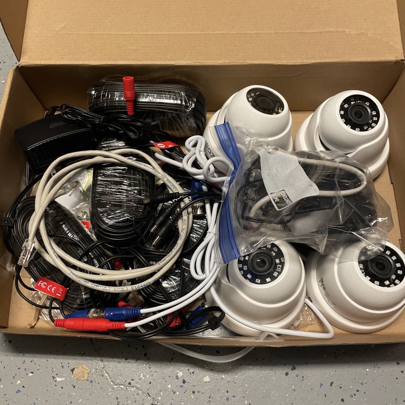 Zosi Z18.5.T.1 Security Cameras Day/Night Open Box