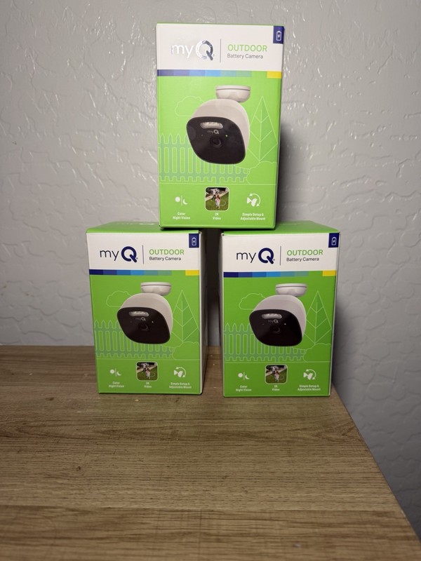 myQ Outdoor Battery Camera 3-Pack 2K Wi-Fi Color Night Vision NEW