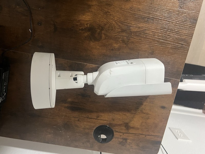 Luma Surveillance 510 Series 4mp Bullet IP Camera White gallery