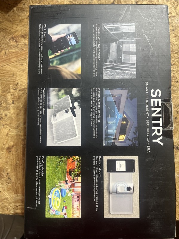 Geeni Sentry Smart Floodlight + Security Camera gallery