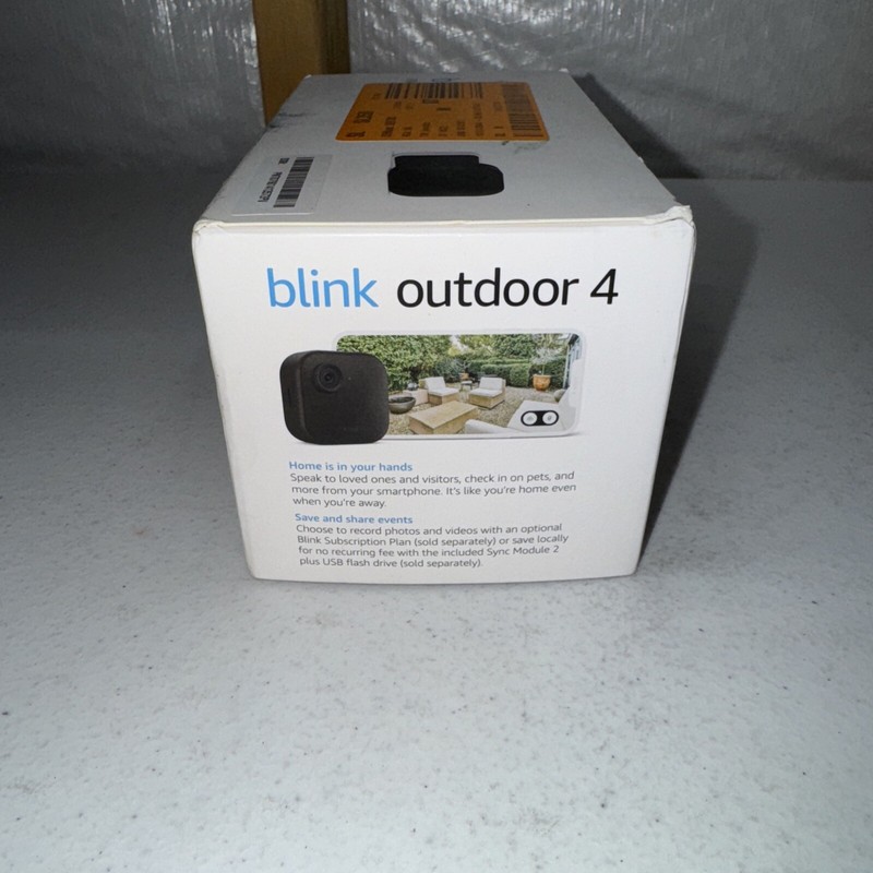 Blink Outdoor 4 - 1 Camera system with 1 Sync Module 2 (SOLD FOR PARTS!) gallery