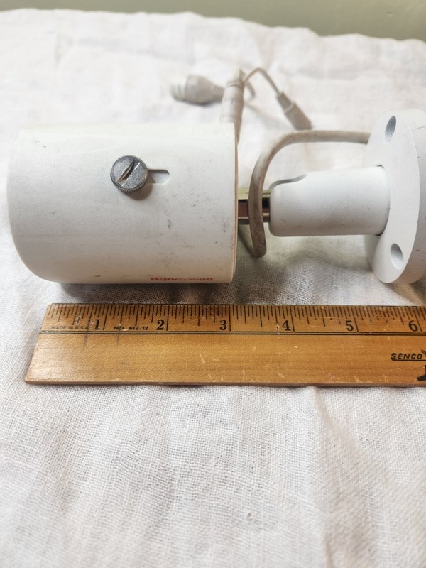 Honeywell HBD3PR1 IP Camera USED gallery
