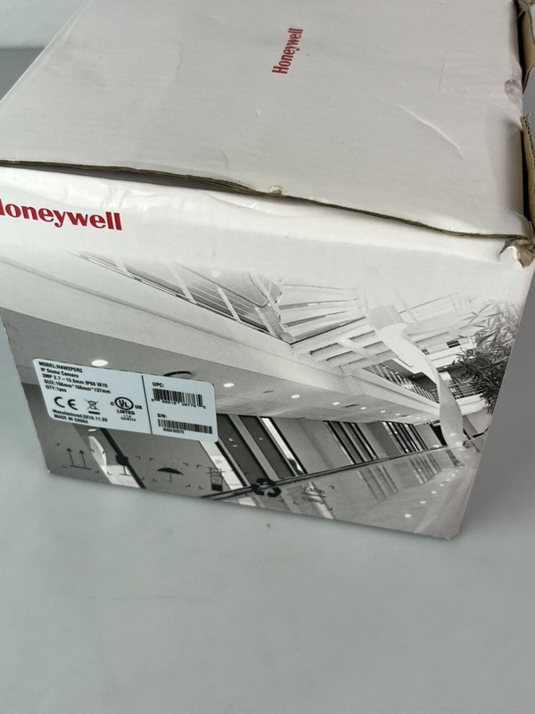 Honeywell H4W2PER2 Performance Series IP Dome Camera 2MP 2.7mm-13.5mm White gallery