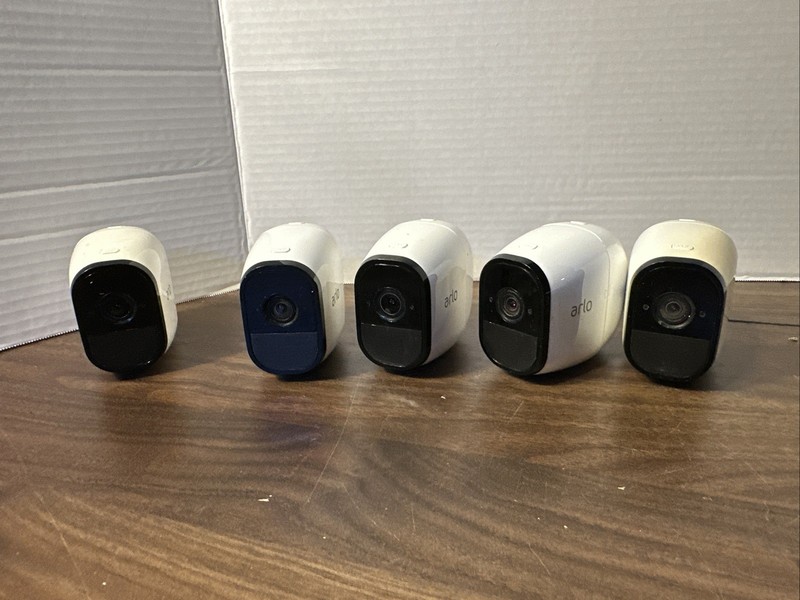 Lot of 5 Netgear Arlo Pro VMC4030 Wireless Security Cameras Untested