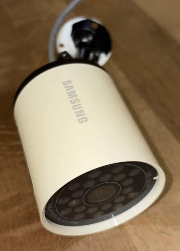 Samsung SEB-1007R Bullet Surveillance Camera POE Camera Waterproof Digital Color