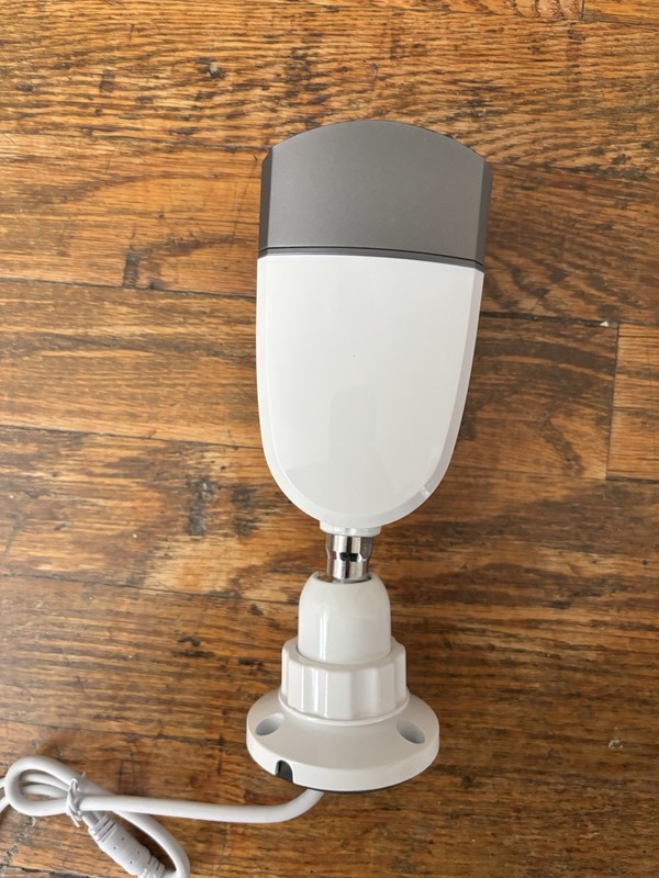 Samsung SDC-7340BCN Weather-Resistant Night Vision Camera gallery