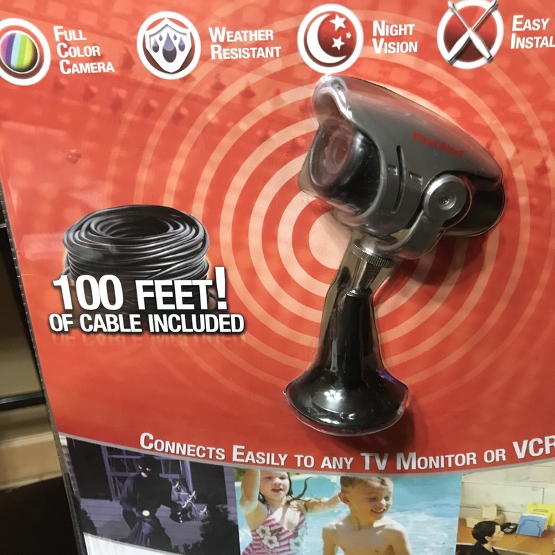 First Alert Full Color Camera Night Vision Security Model P521 100ft Cable Wired gallery