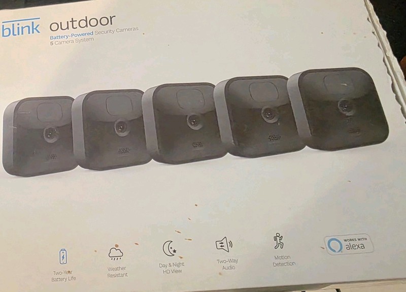 Blink Outdoor Battery Powered Security Camera 5 Camera System gallery