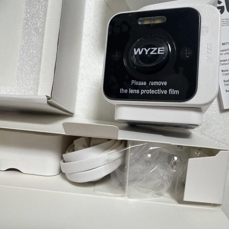 WYZE Duo Cam Pan Indoor/Outdoor IP65 2K 360° Pan/Tilt Smart Home Security Camera gallery