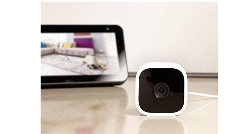 Blink Mini – 3 Compact Indoor Plug-In Smart Security Camera, 1080P HD Video X3 gallery