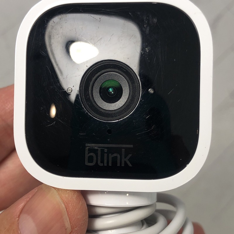 Blink Mini Camera 1080p G8V1-9001 W Cable for Mac