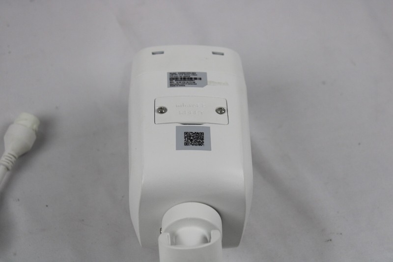 CMIP8C42W-28MDA HD IP 4MP 2.8mm Full 247 Color 131ft White Light Bullet Camera gallery