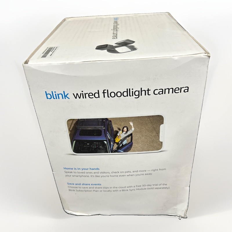 Blink Wired Floodlight Camera 2600 Lumens Black BFM00100U/Damaged Box Sleeve gallery