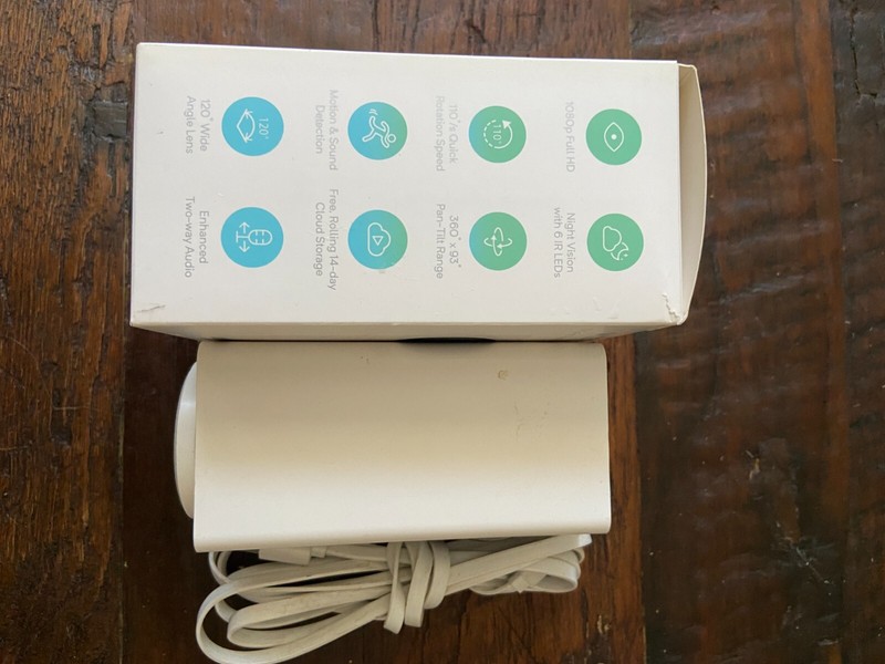 Wyze Cam Pan V1 WYZECP1 + Original Box + $15 Wyze Labs Gift Card gallery
