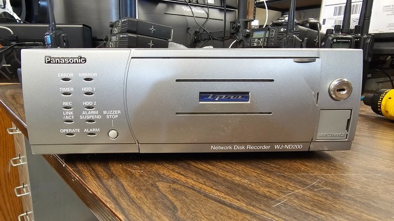 Panasonic NVR WJ-ND200K 2 HDD slots, 1 hard drive caddy WJ-HDD50K 16 cams