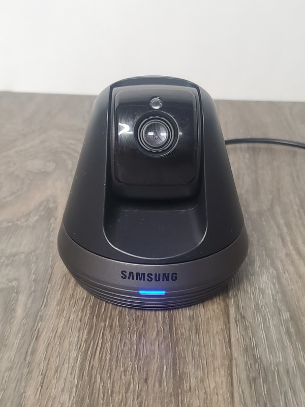 Samsung SmartCam 1080p FHD Wi-Fi Home Camera - Black (SNH-V6410PN) gallery
