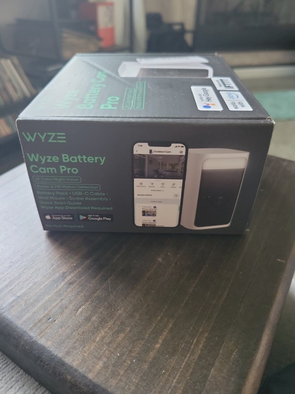 NEW Wyze WYZECOP Battery Cam Pro Security Camera - White NIB sealed gallery