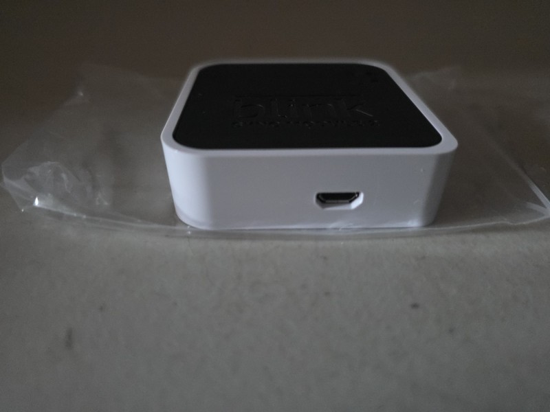 Blink Sync Module 2 + Outlet Wall Mount: 2-in-1 Charging - TESTED gallery
