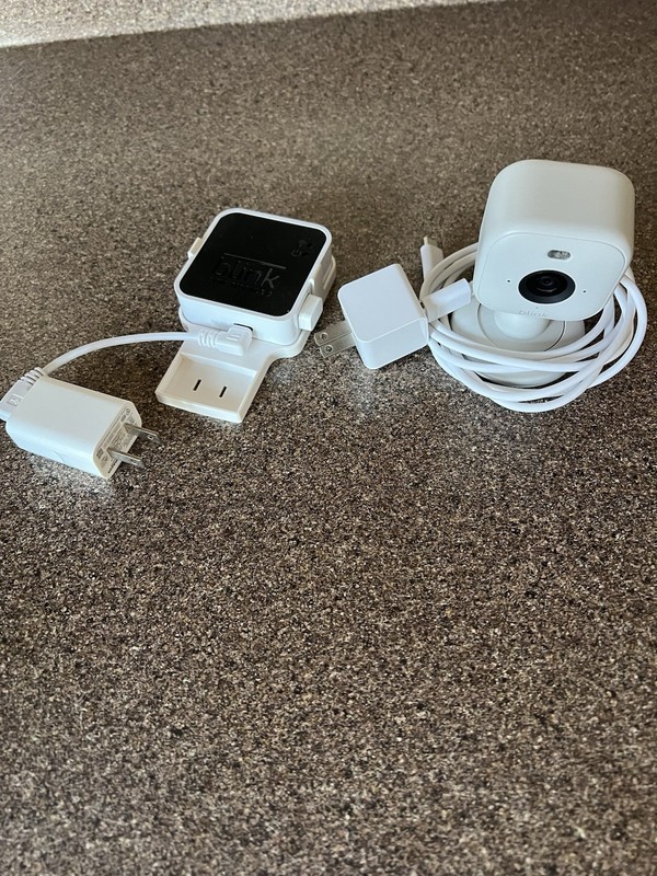 Blink Mini 2, Sync Module 2, Wall Mount, and 64 GB Blink USB