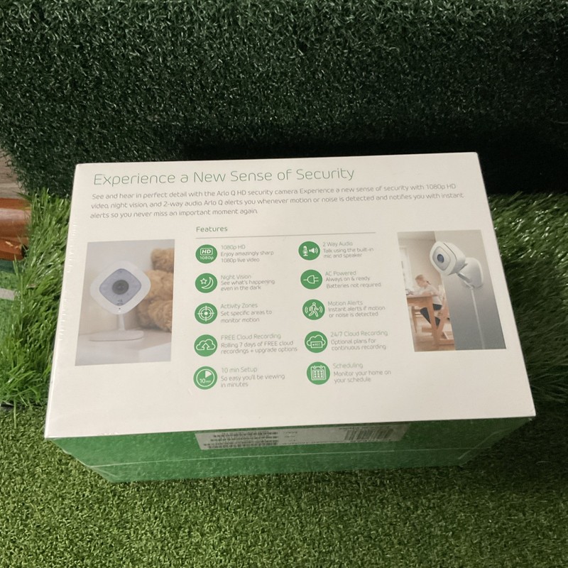 Arlo Technologies Q 1080p HD Security Camera With Audio 2 Pack- Sealed New gallery