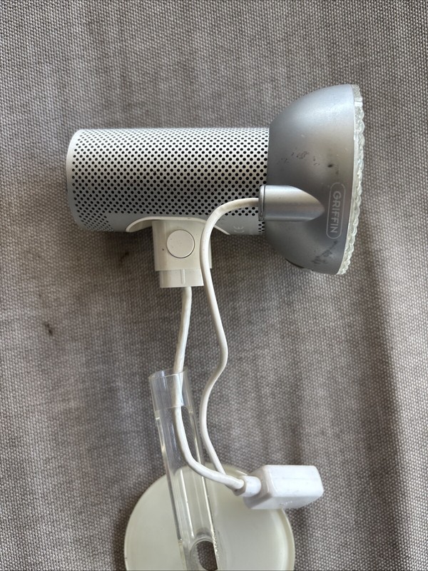 Griffin Technology SightLight Ring Light Apple iSight FireWire Camera Used 220 gallery