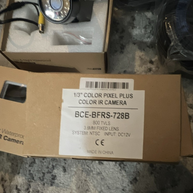 BCE BCE-BFRS-728B 800TVL Day & Night Weatherproof IR Cameras Lot of 4 gallery