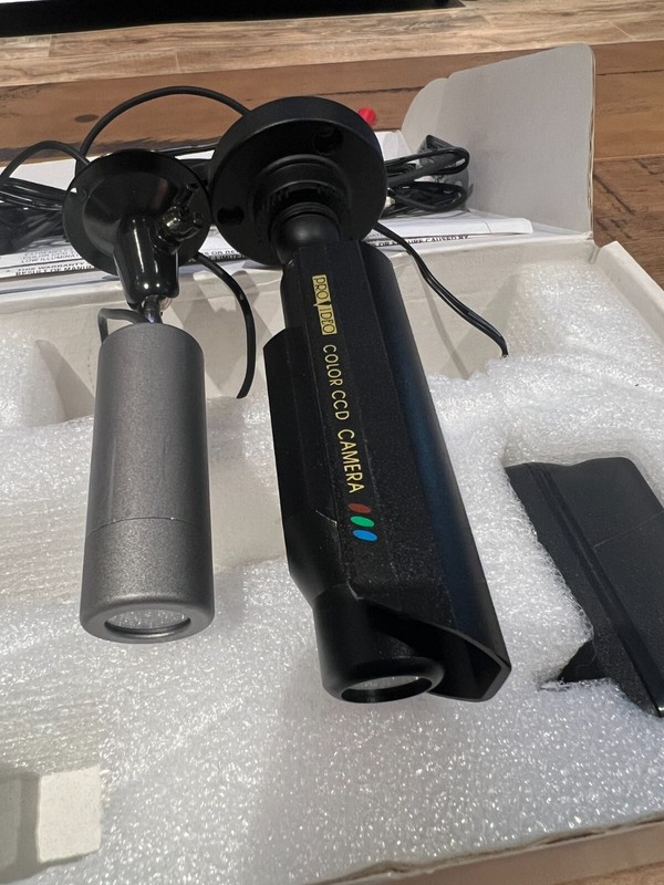 Pro Video Speco Technologies Model CVC-6700 Panasonic 410K Pixels NTSC Q'TY 1PCS gallery