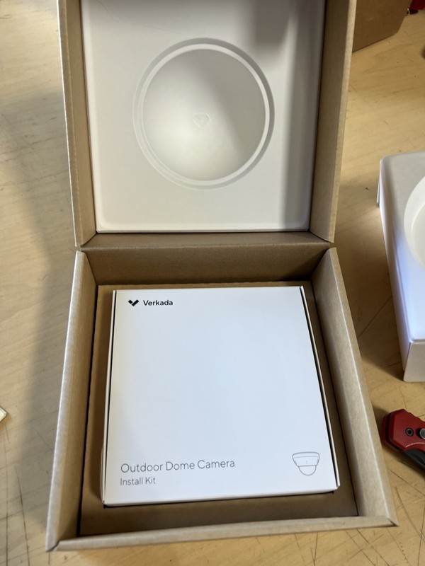 VERKADA CD42 CD42-2TBE-HW network surveillance camera. NEW/RESTRICTED. see Desc gallery