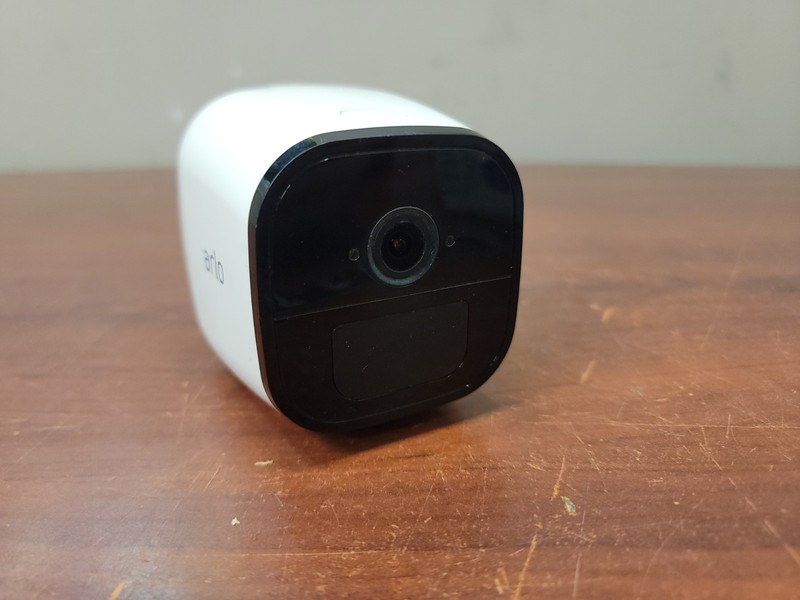 Arlo Go Mobile HD Security Camera w 4G LTE Connectivity (VML4030) FOR PARTS gallery