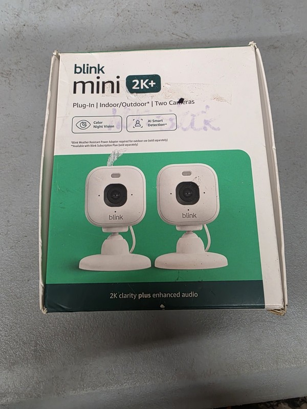 Blink Mini 2K+ Plug-In HD Smart Security Camera – Indoor/outdoor Pack of 2 White