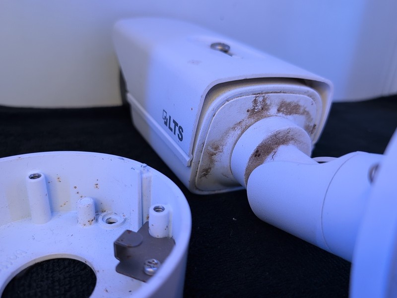 LTS Outdoor Bullet IP Camera 4MP -CMIP9342W -Preowned gallery
