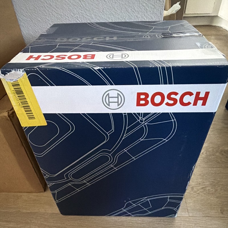 Bosch AUTODOME IP starlight 7000 HD / VG5-7230-CPT5 gallery