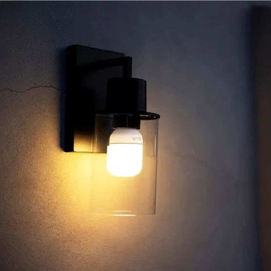 WYZE LIGHT BULB CAMERA OUTDOOR CAM LIGHT LAMP SOCKET SECURITY CAMERA WIRELESS gallery