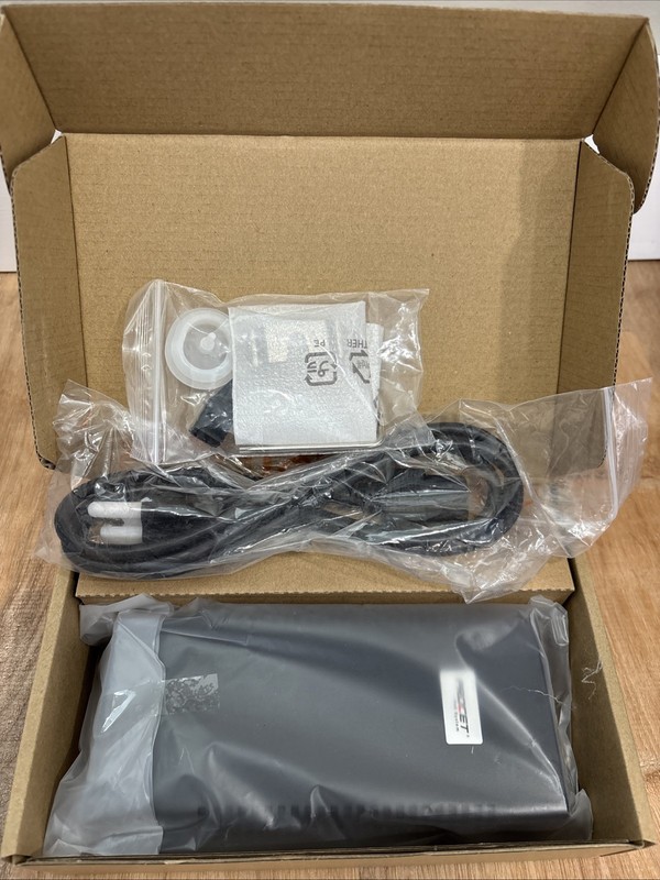 Hanwha Techwin 6MP XNP-8250R Outdoor IP Camera 25x Optical Zoom PTZ Wisenet gallery