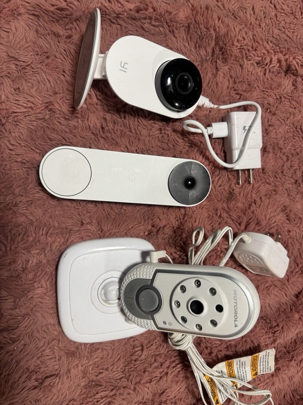 3 Cameras Nest Doorbell Model Gwx3t ,YI 1080 Model YYS ,Model Motorola Mbp700bu