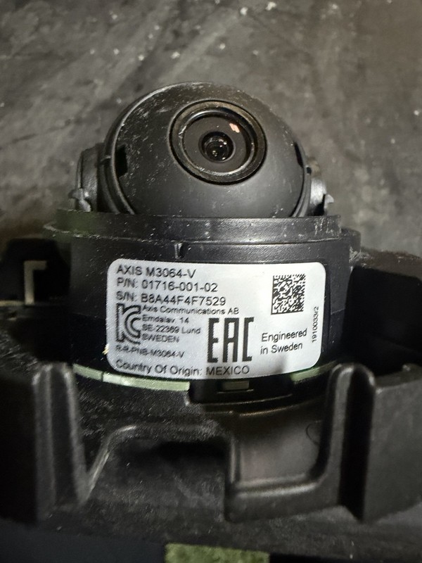 AXIS Communications M3064-V PoE Network Camera