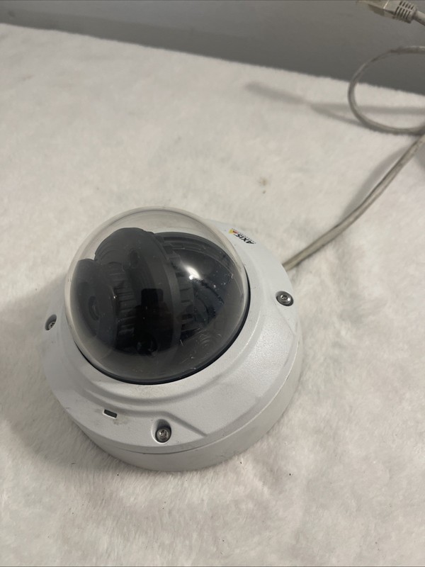 Axis Communications Network Security Camera Indoor/Outdoor M3024-LVE 0535-001-04 gallery