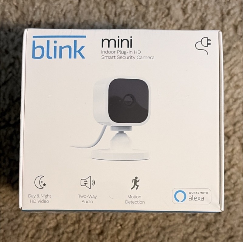 Blink Mini Indoor HD Surveillance Camera BCM00300U, 1080p, Wi-Fi, Alexa, Plug-In