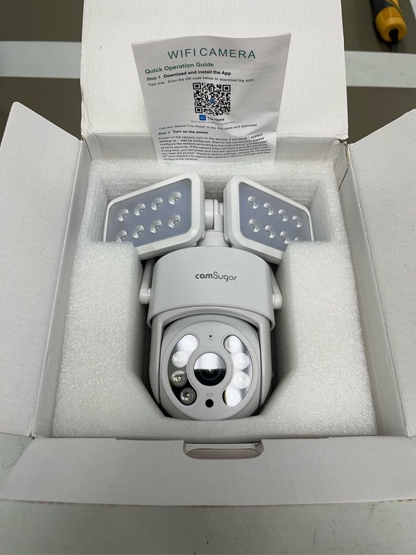 Floodlight Camera Outdoor,2800Lumen LEDs, 2K HD WiFi Outdoor Security Camera,360 gallery