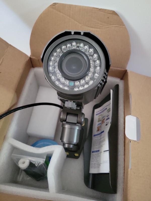 2MP Smart Home IP Security Camera Wired Night Vision ST-IP772C-2M New Open Box
