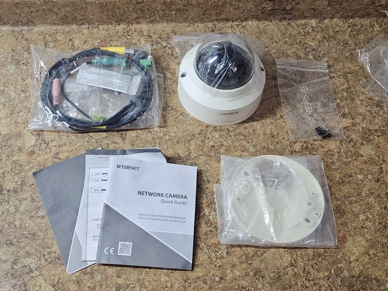 Hanwha X-Series IR Outdoor Dome Surveillance Camera 7mm Fixed Lens XNV-8040R