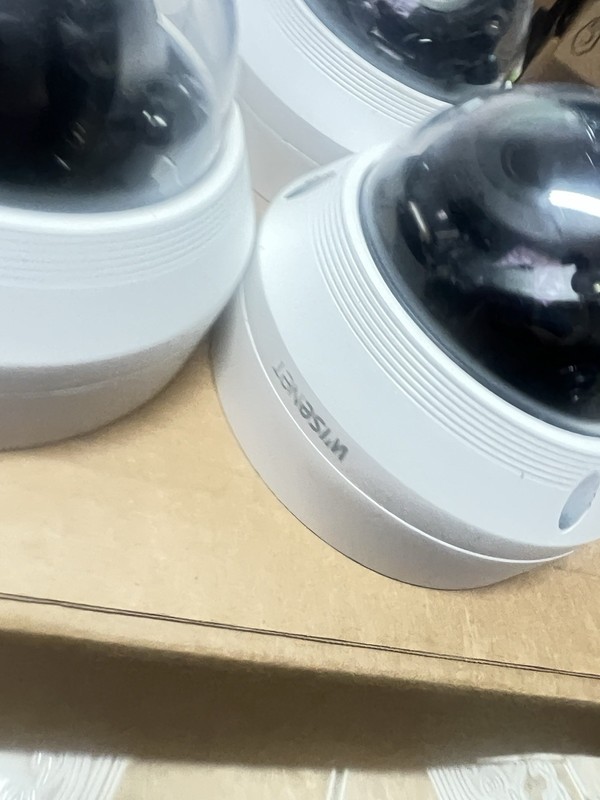 7 Wisenet QNV-6082R1 2MP Full HD Motorized Network Surveillance Camera - White gallery