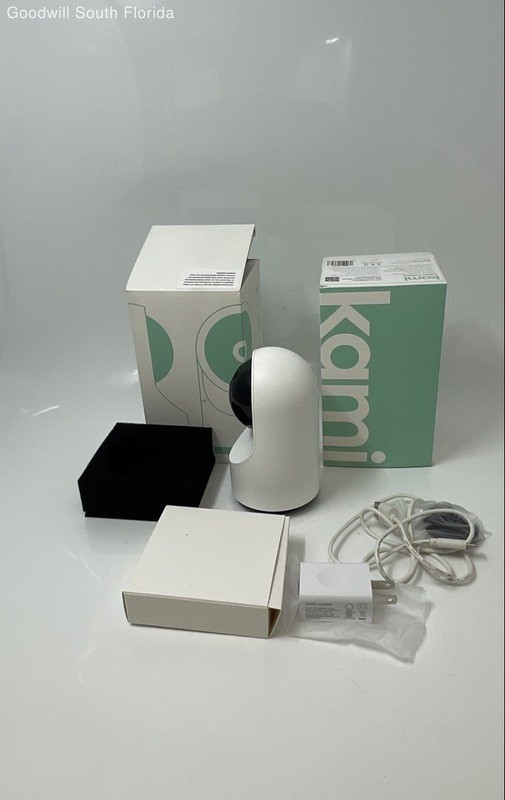 Kami YYS.3218 Indoor Motion Activated 1080P Cameras 2 Units With Box Not Tested gallery