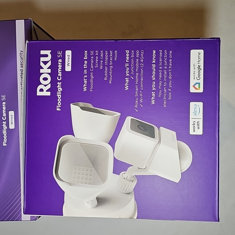 2-PACK Roku Floodlight Security Camera SE Wired BRAND NEW, SEALED gallery