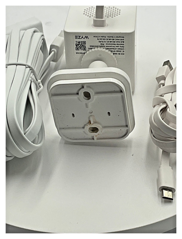 Wyze OG Wired Security Camera with 25ft Extension Cord gallery