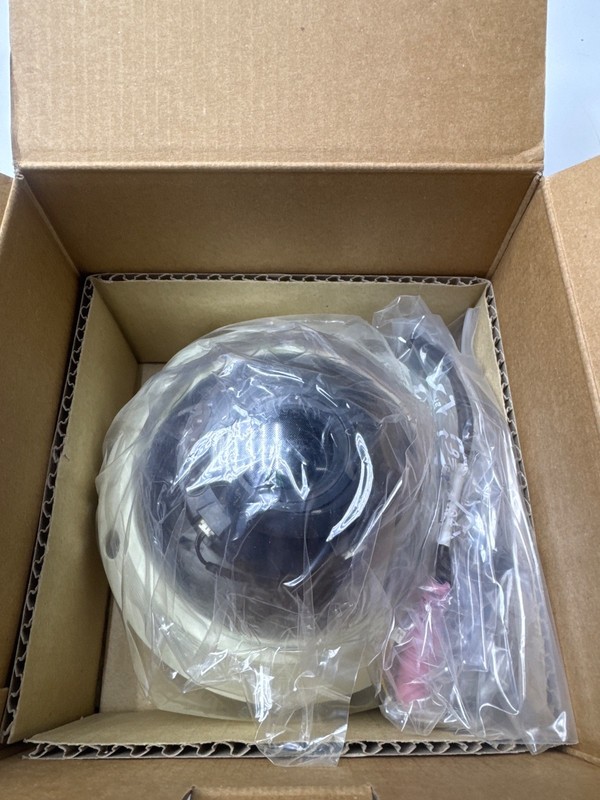 Samsung SNV-L5083RP 1.3M NETWORK DOME V/F CAMERA gallery