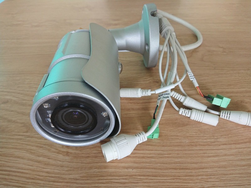 Hunt HLC-7BKDS Bullet IP Camera 2MP, 2.8-12mm, 40M IR T-WDR, IP68, IK10 Wifi P2P gallery