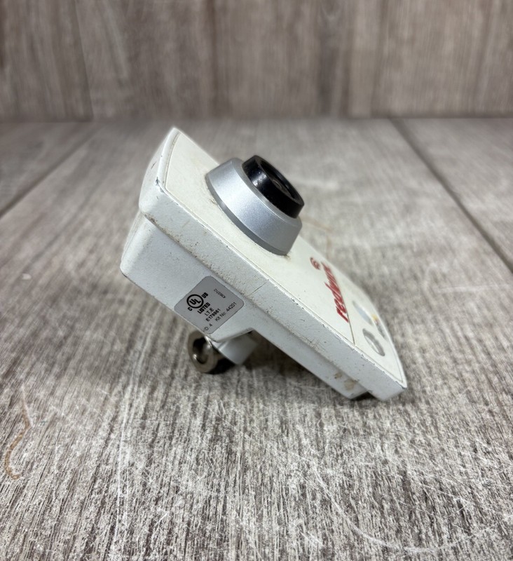 AXIS M1054 Compact PoE Network IP Camera 0338-001-04 gallery